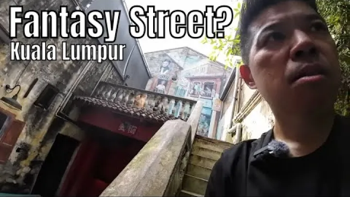 Preview image for the video "Objevování náměstí 🇲🇾 Merdeka a čínské čtvrti Kwai Chai Hong!".
